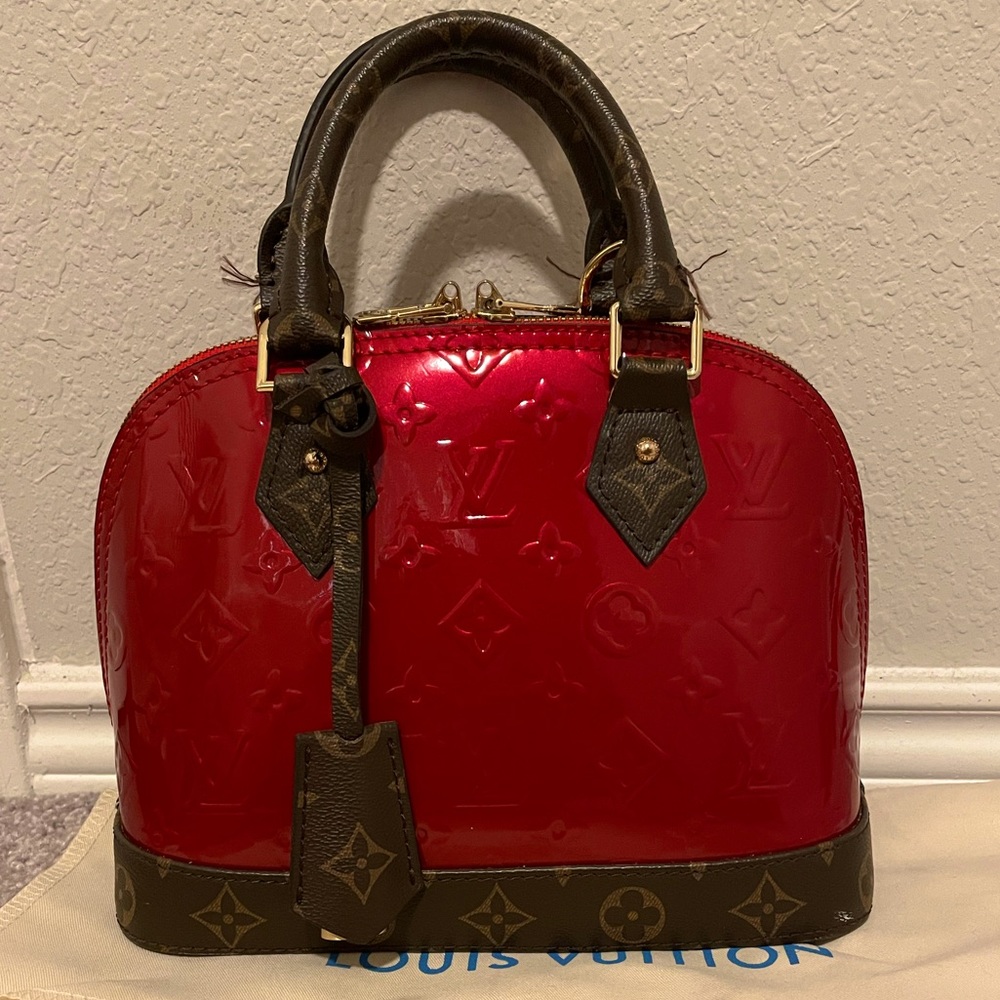 Louis Vuitton Vernis Epi Monogram Alma BB
